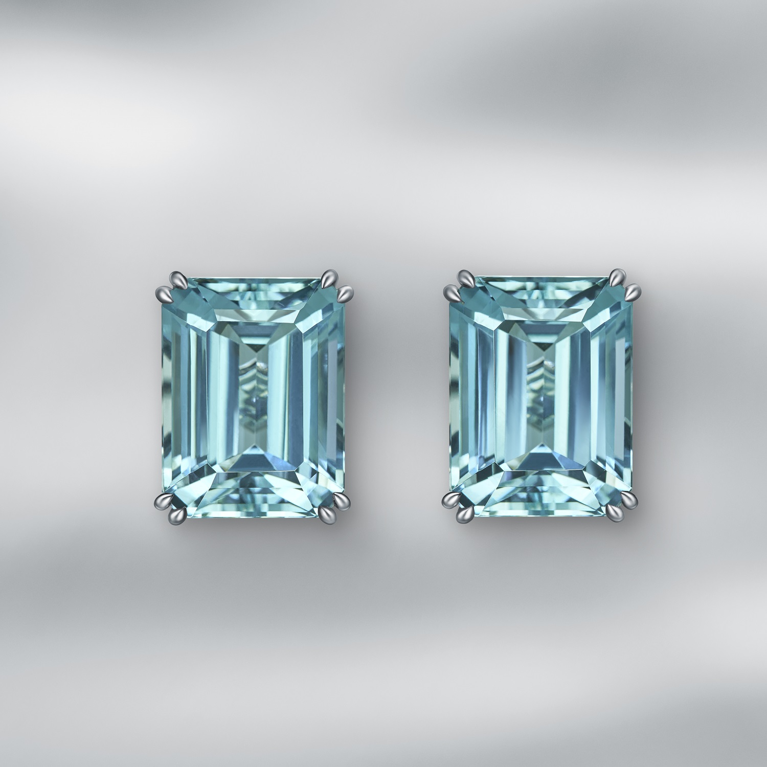 Natural Aquamarine Earstuds