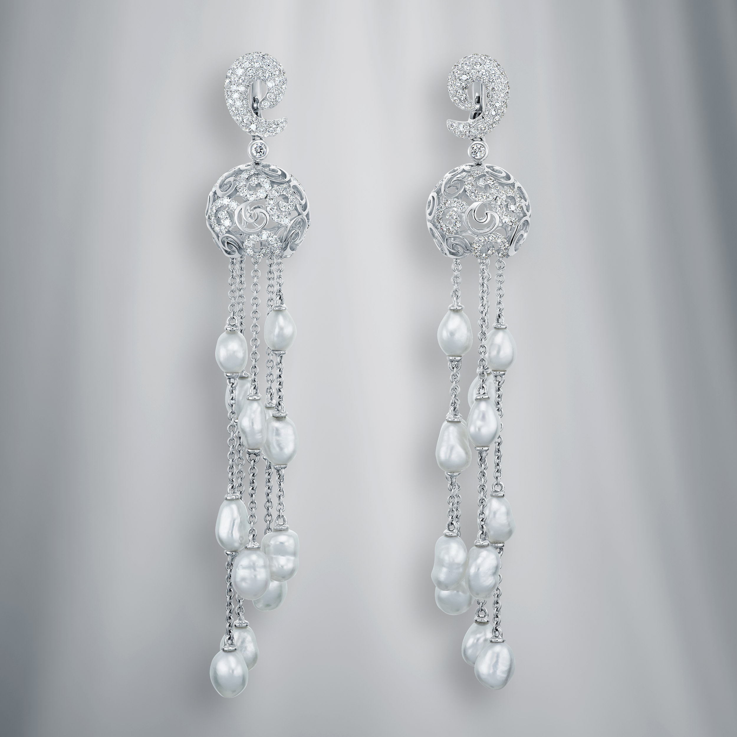 Diamond & Pearl Earrings