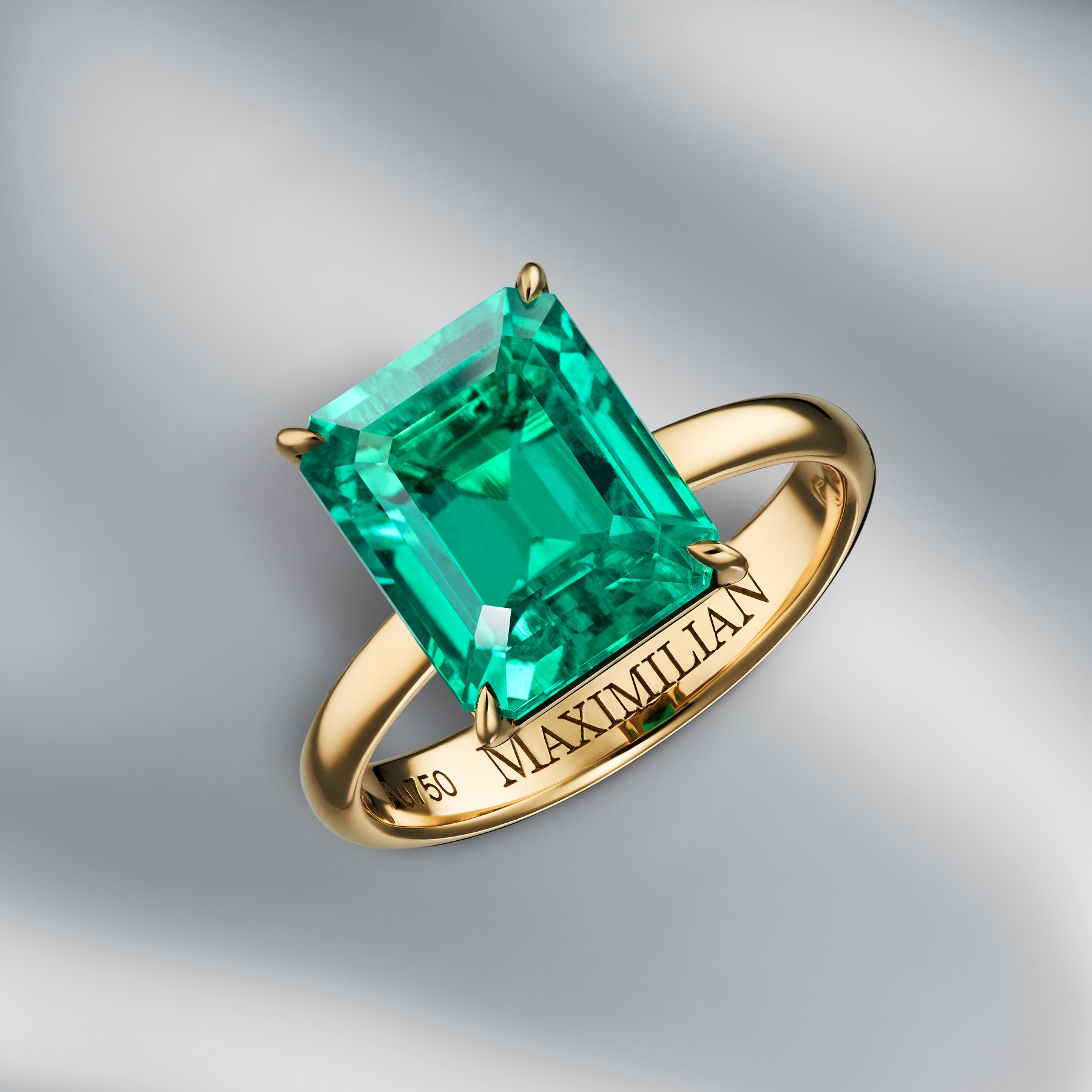 Diamondlite Emerald Ring