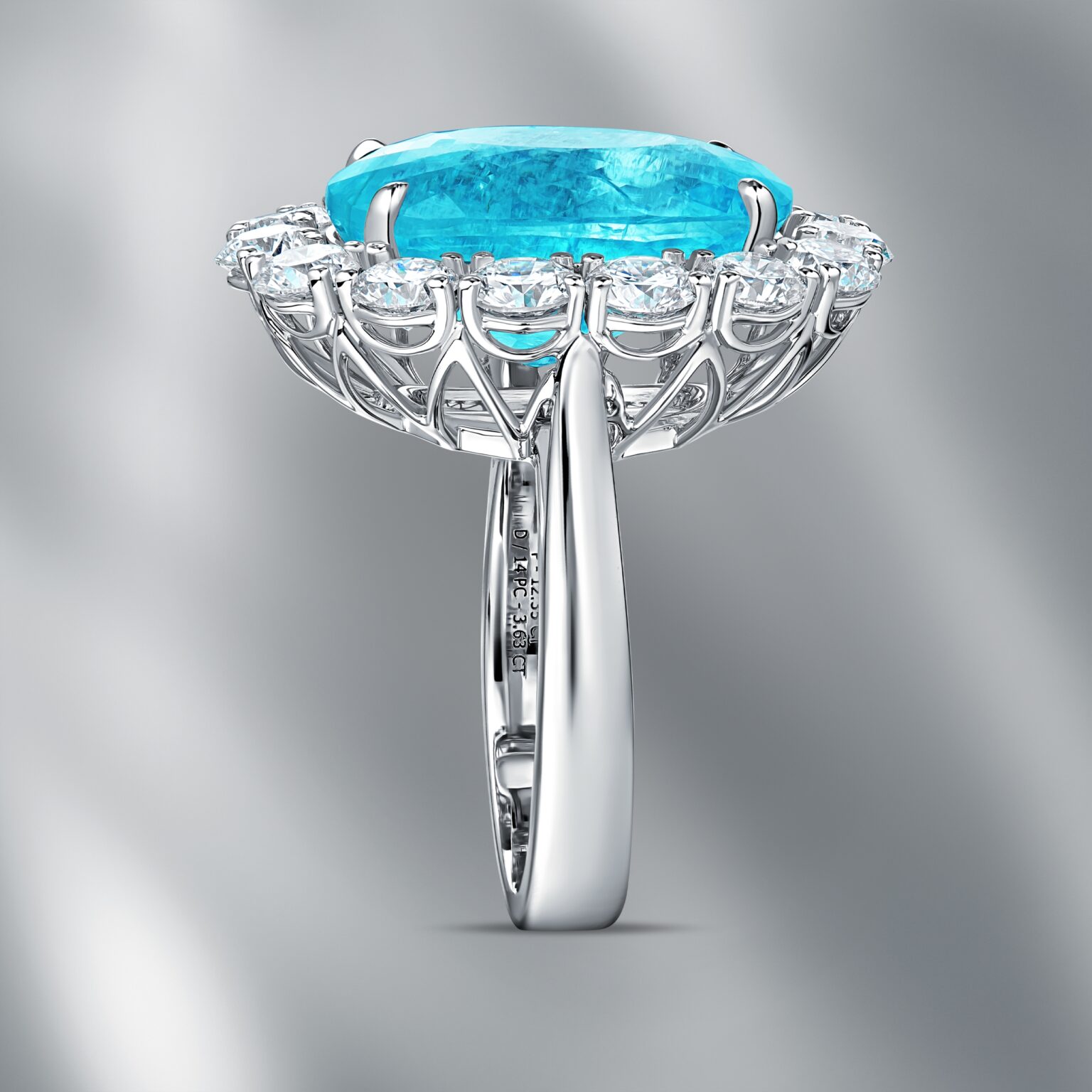 Diamond Ring  set with Natural Tourmaline Paraiba