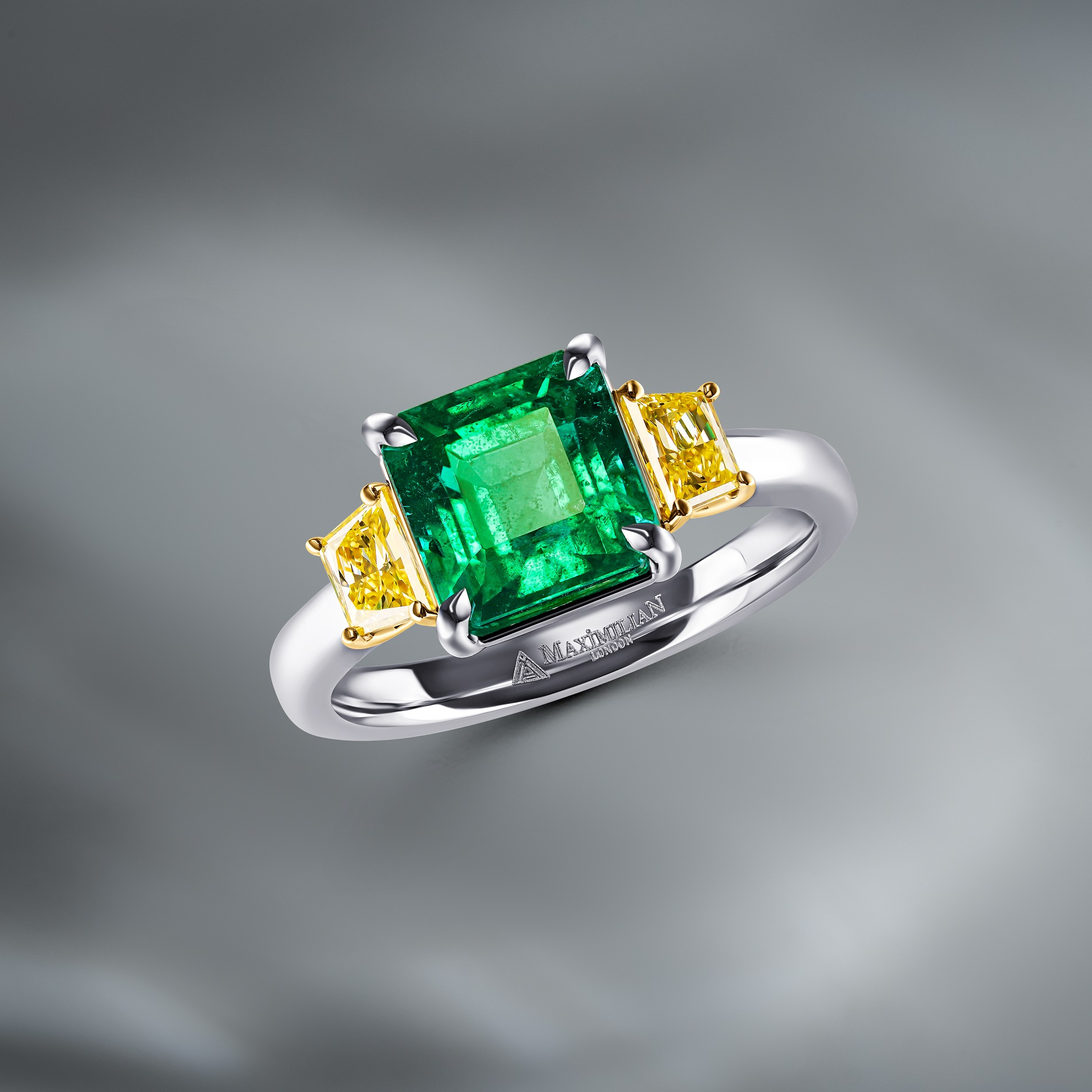 Diamond Ring Set With Zambian Emerald