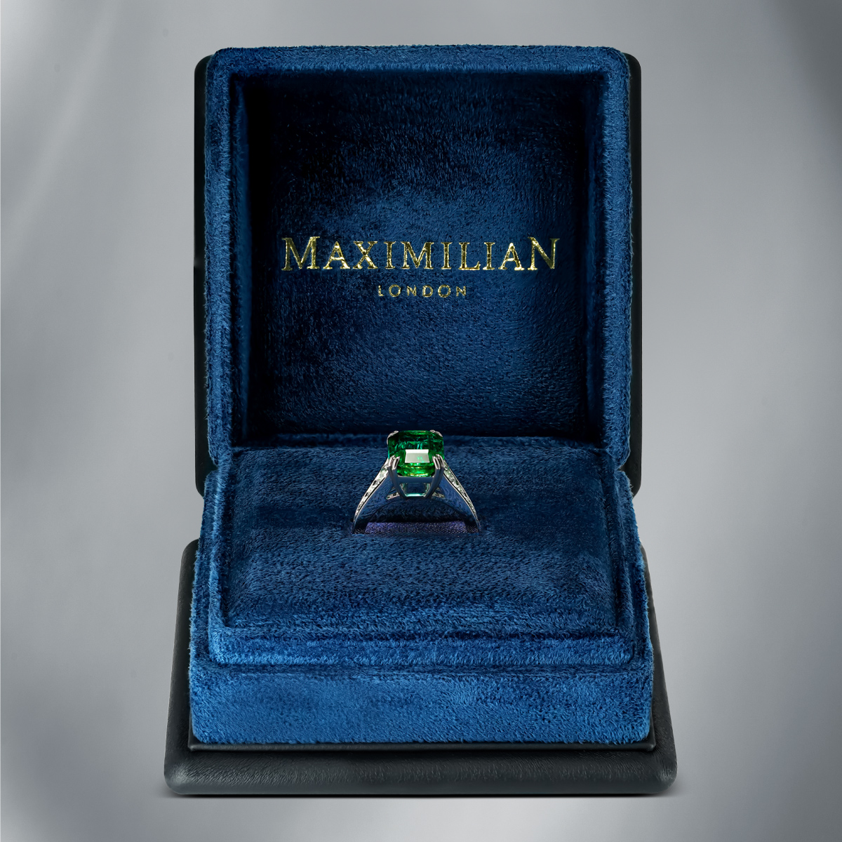 Diamond Ring Set With Zambian Emerald