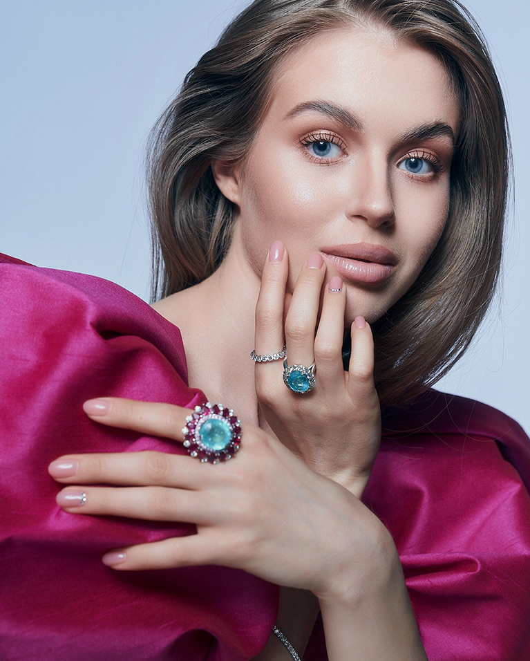 Diamond Ring Set With Paraiba Tourmaline & Burmese Rubies