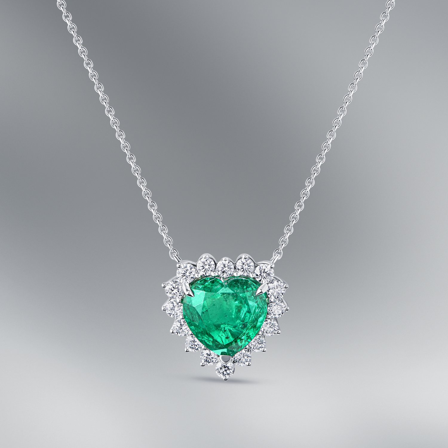 18K White Gold Pendant with Zambian Heart-Shape Emerald and Diamonds