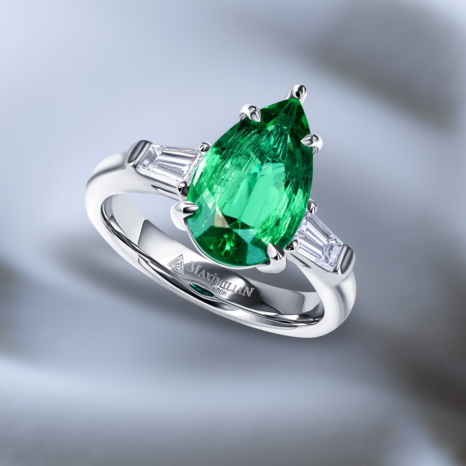 Diamond Ring Set With Zambian Emerald